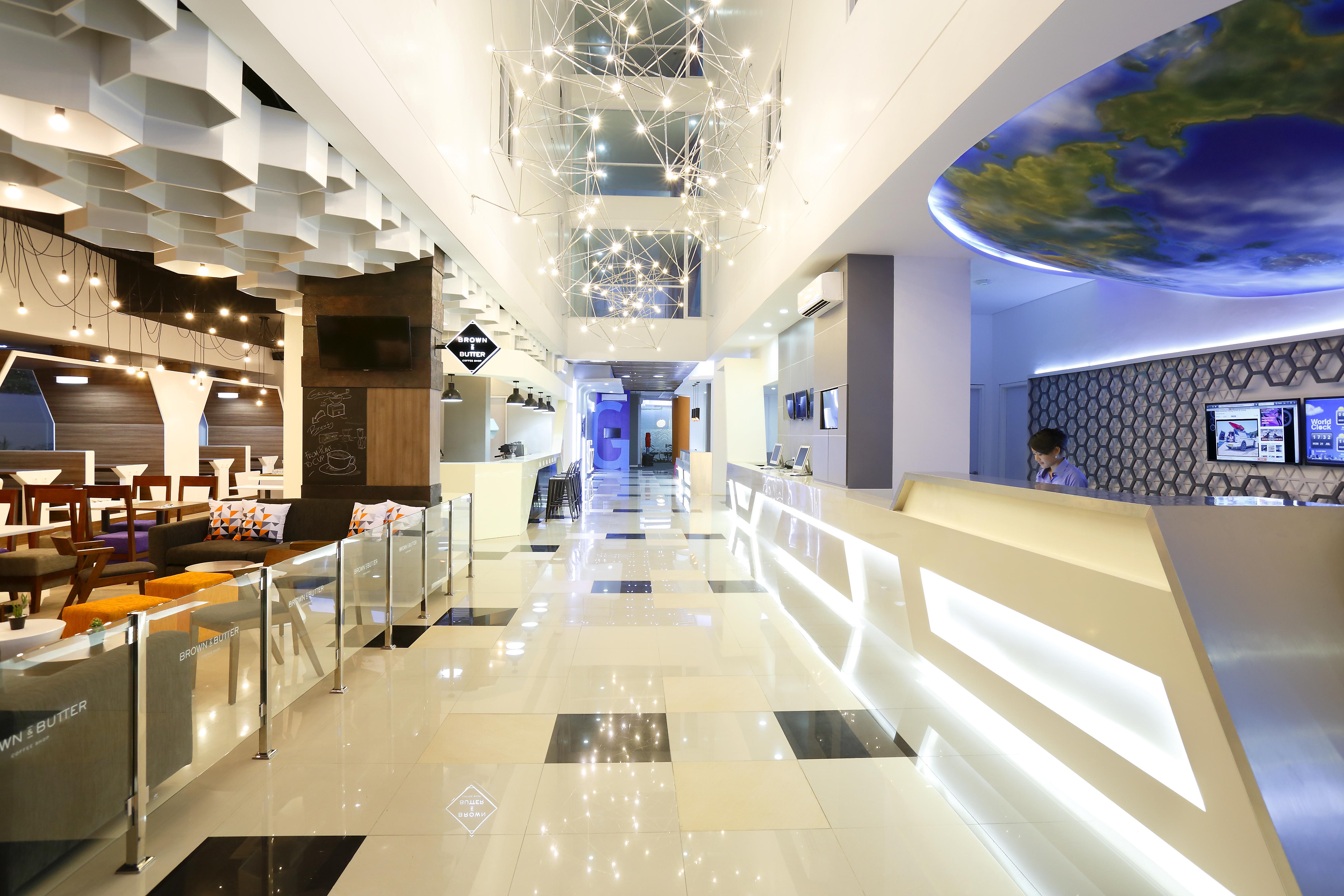 Berry Biz Hotel Seminyak Esterno foto